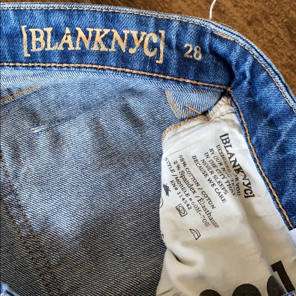 Blank NYC size 28 jeans - Picture 2 of 4